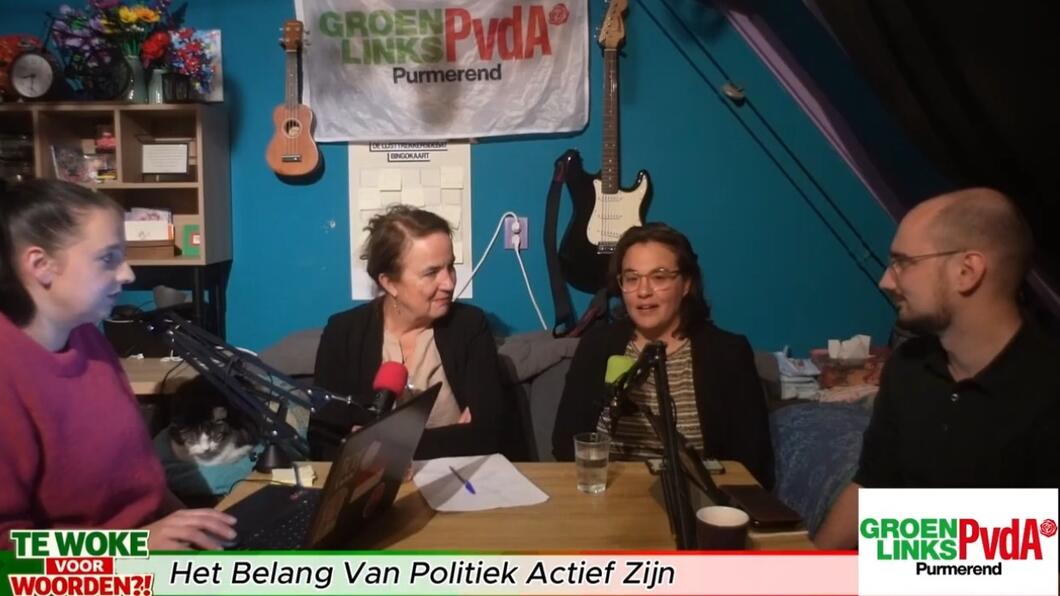 Beeld van de opname van de podcast, met in beeld Ellen van Selm en Eveline Tijmstrar Hengstman.