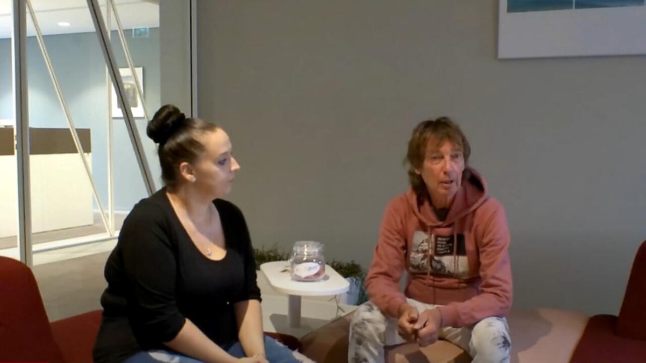 Marône Welbergen en Peter Zwart tijdens hun interview voor de Kletspot